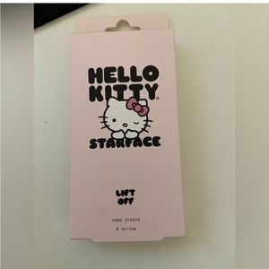 Starface x hello kitty pore strips‎
